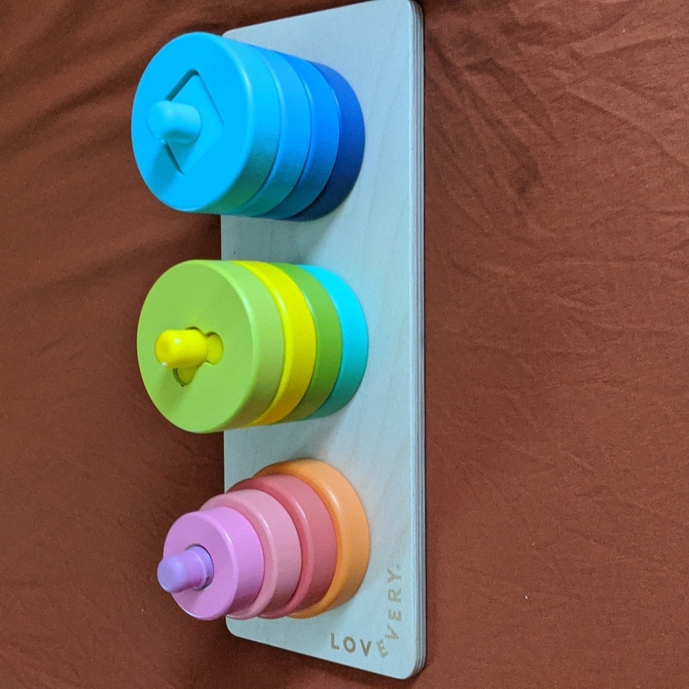 Lovevery Twist and Pivot Pattern Puzzle 🧩